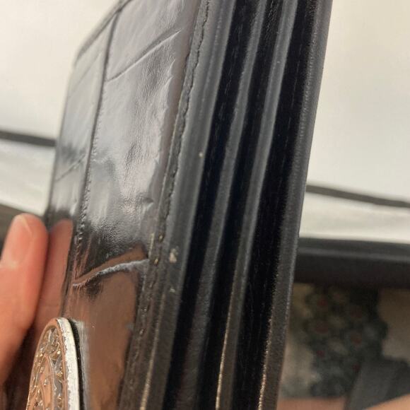 BRIGHTON LARGE BROWN EMBOSSED ANIMAL PRINT LEATHER WALLET - Picture 3 of 8